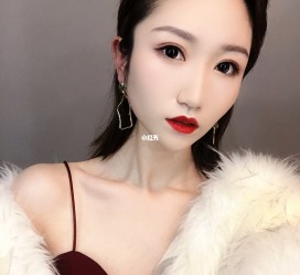 简阳兼职模特拍摄网站在哪找(兼职模特拍摄网站在哪找到)