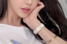 简阳全国在线兼职女伴游联系人(富婆中介2717281818)
