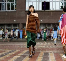 简阳广西民族大学兼职模特李琳(2022年即将升为公办的大学)
