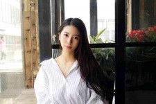 简阳女友兼职模特的小说(女友兼职模特的小说保举)