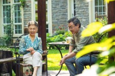 简阳坦言带老伴游遍中国(我和老伴去旅游)