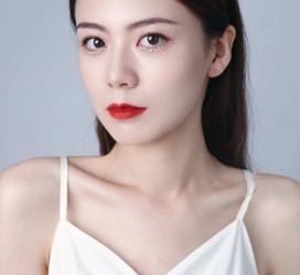 简阳兼职模特要打点模卡吗(兼职做模特要交钱拍模卡)