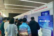 简阳北京伴游招聘 北京各大高校恢复线下招聘会，今年有什么不一样？记者探访