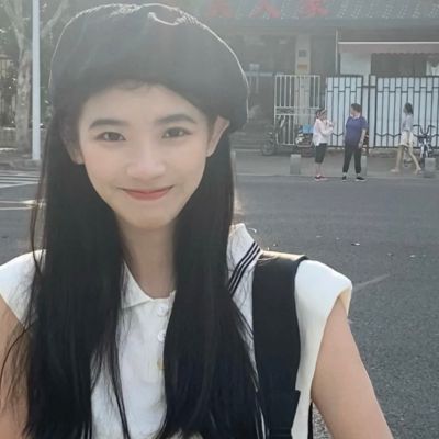 简阳商务伴游带客户去看海豚表演