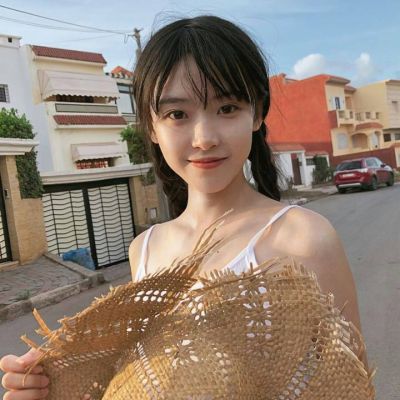 简阳伴游女生李梓萱的资料