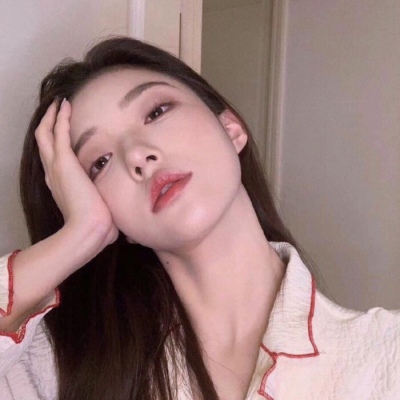 简阳伴游女生赵梦琪的资料