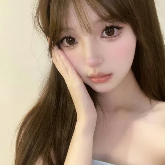简阳伴游女生星晚的资料
