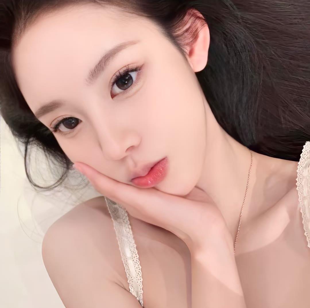 简阳伴游女生佛白易的资料