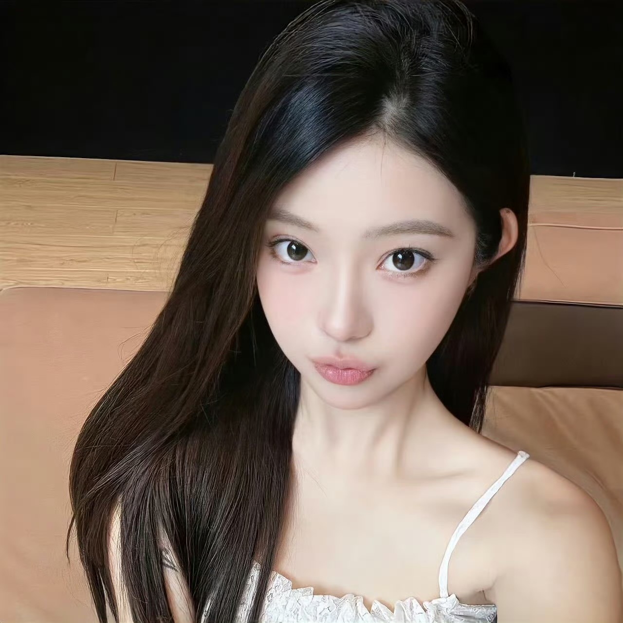 简阳伴游女生Olivia Wang的资料