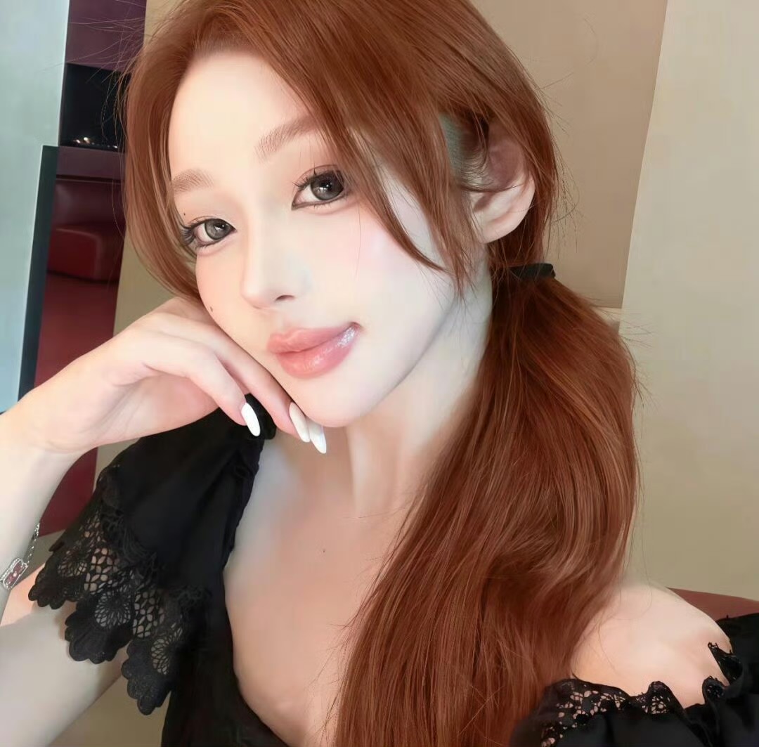 简阳伴游女生 | Victoria LiLI的资料