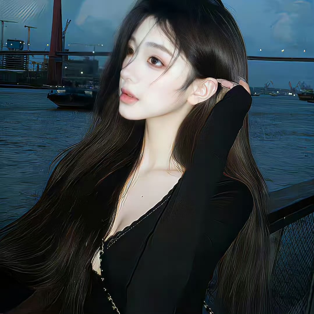 简阳伴游女生 | Emma的资料